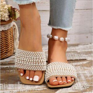 Pearl Embellished Slide Sandals Women’s Size 9 EU 40